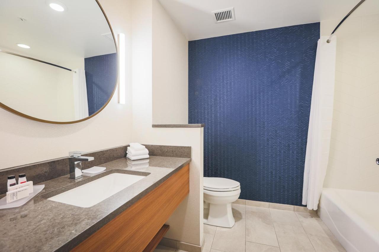 Fairfield Inn & Suites מרקט מראה חיצוני תמונה
